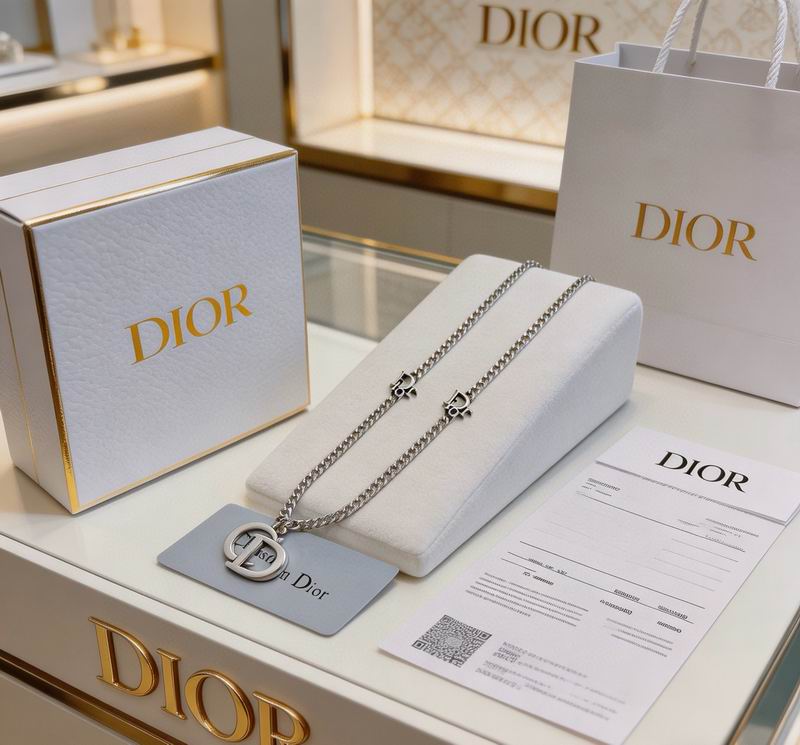 Dior Necklace 04yxs133